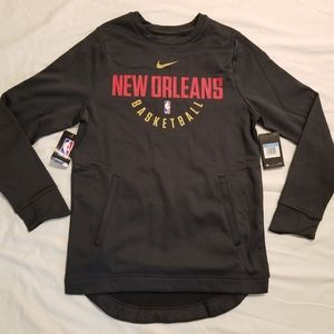 NWT New Orleans Pelicans NBA sweater w/pockets